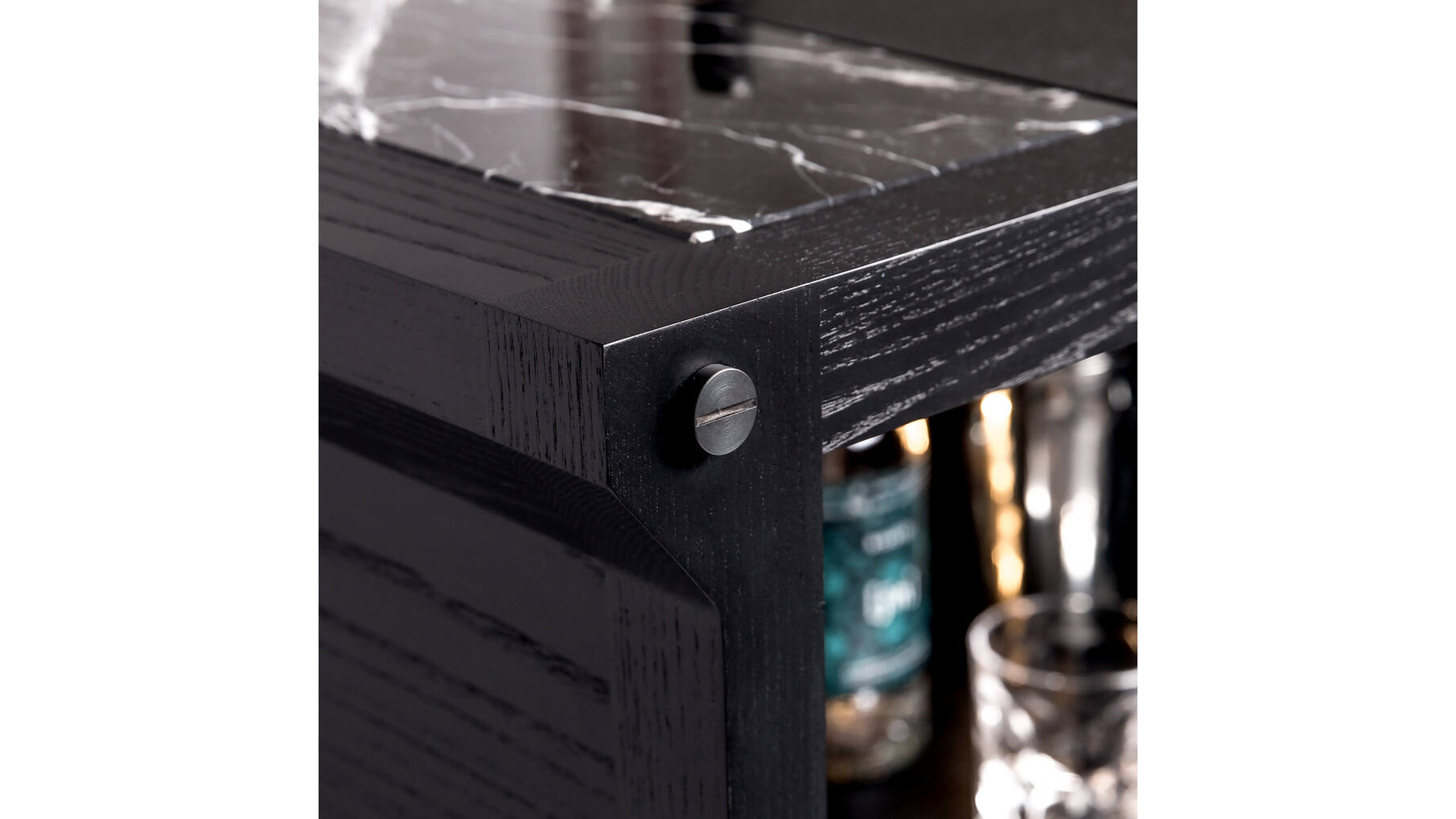 The Popstar Bar/Black Oak/Black Marble/Grey Berry Silk