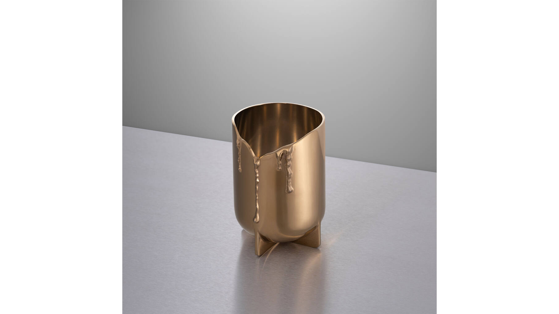 Candle Vessel/Brass