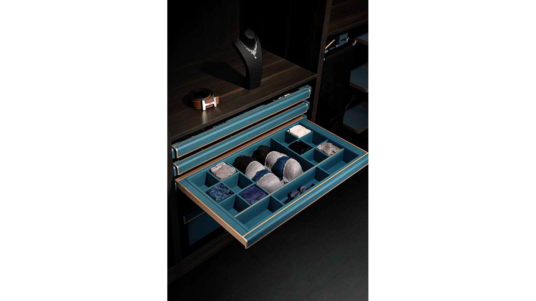 706011 B Series - Charm Storage Box - 600mm Moran Green