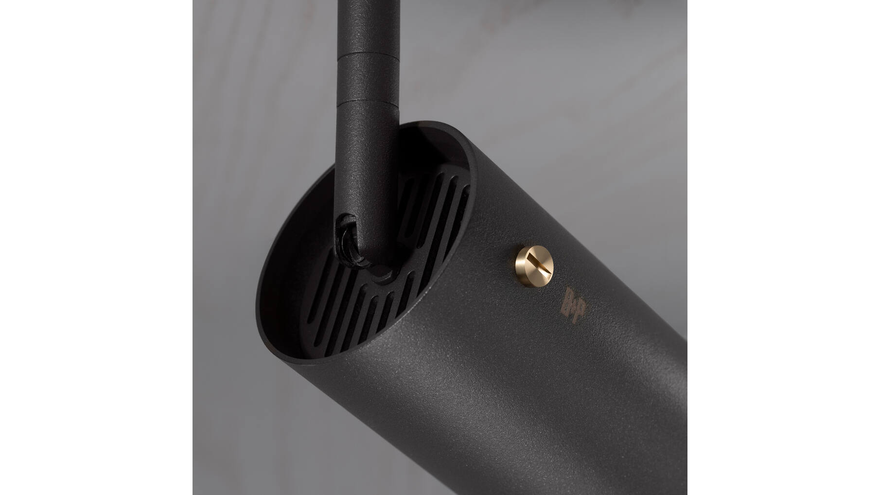 Exhaust Track/Cross/Graphite/Brass
