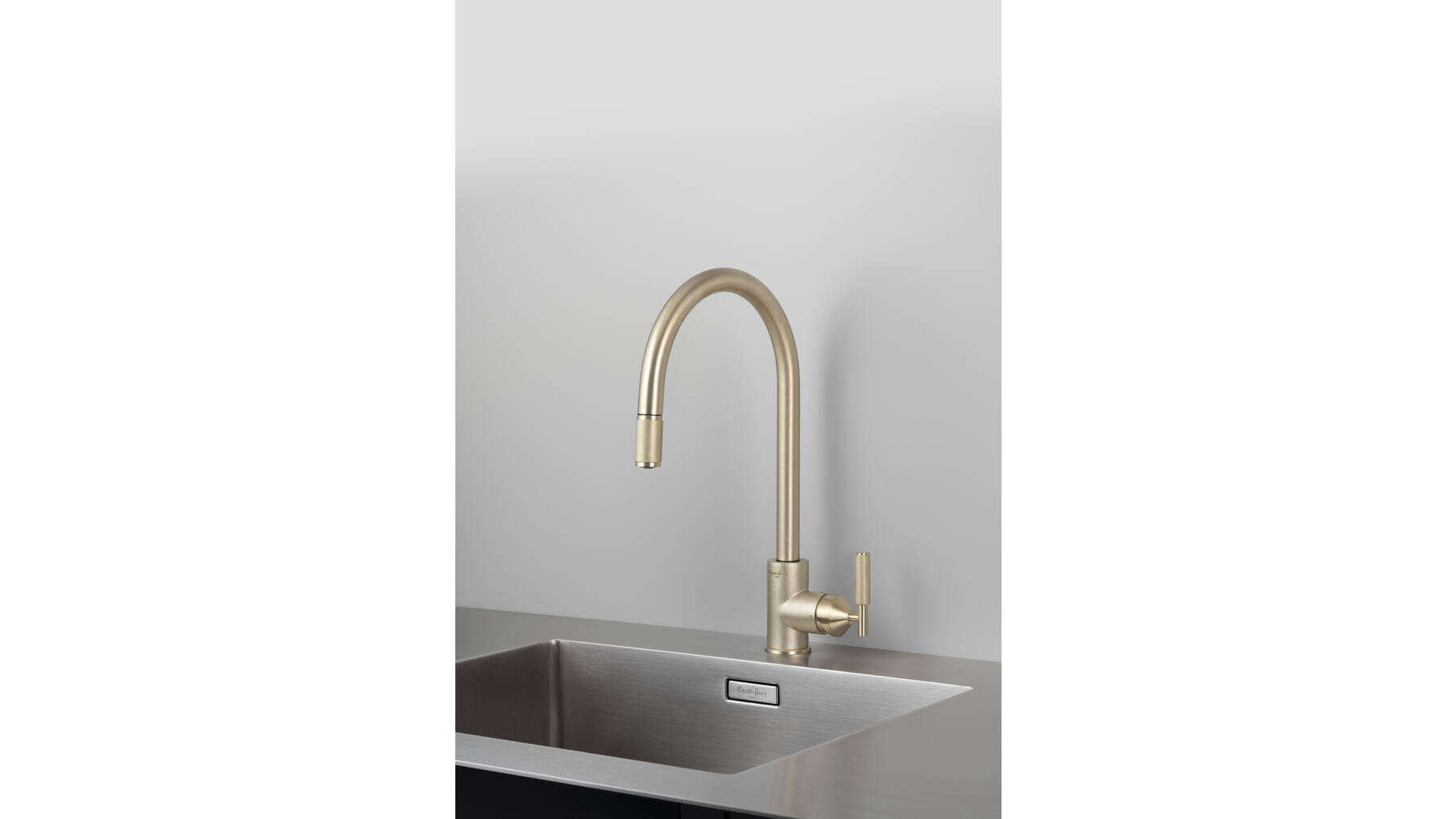 Type A Kitchen Tap/Cross/Mixer w/ Pull Out Spray/Brass