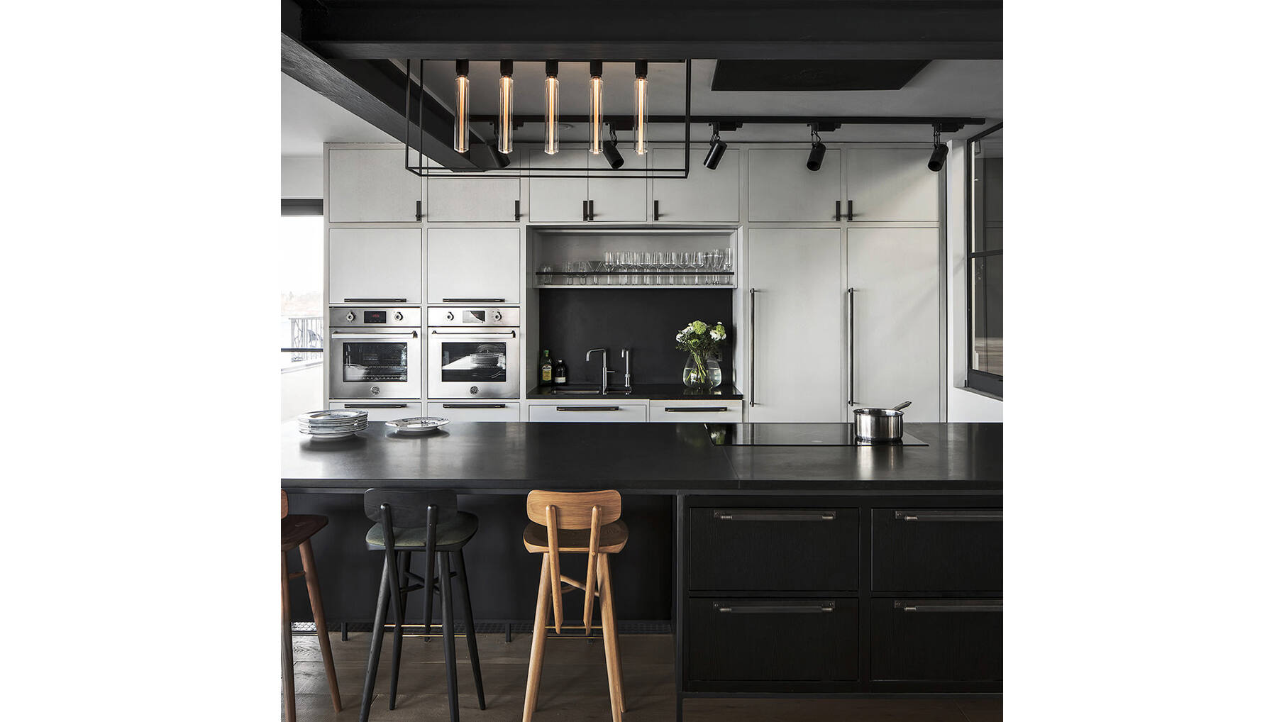 Caged Ceiling Light 5.0/Black Marble