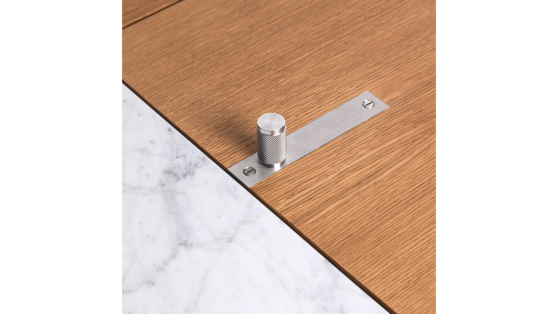 The Popstar Bar/Natural Oak/Steel/White Marble/Black