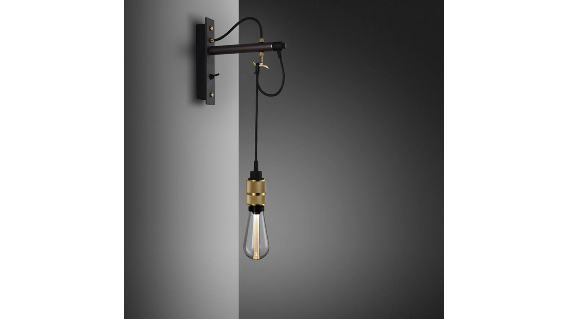 Hooked Wall Nude/Graphite/Brass