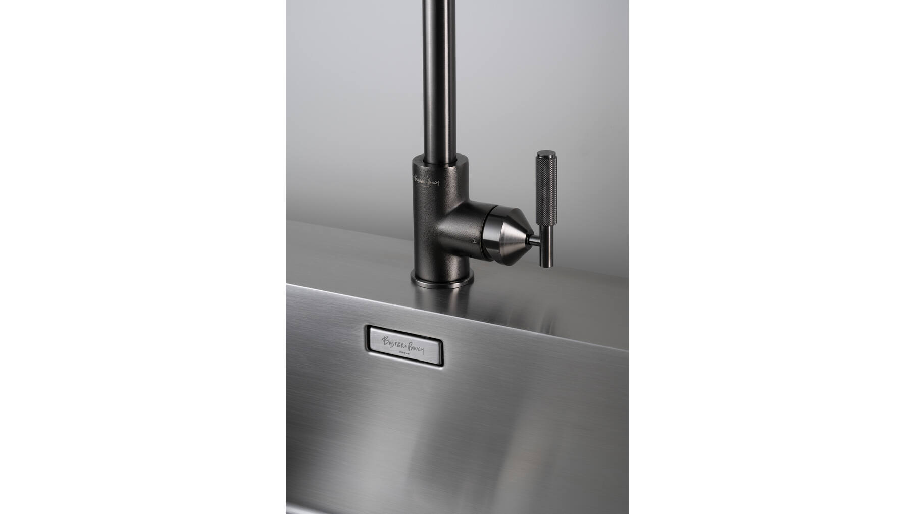 Type A Kitchen Tap/Cross/Mixer/Welders Black + Sp4688