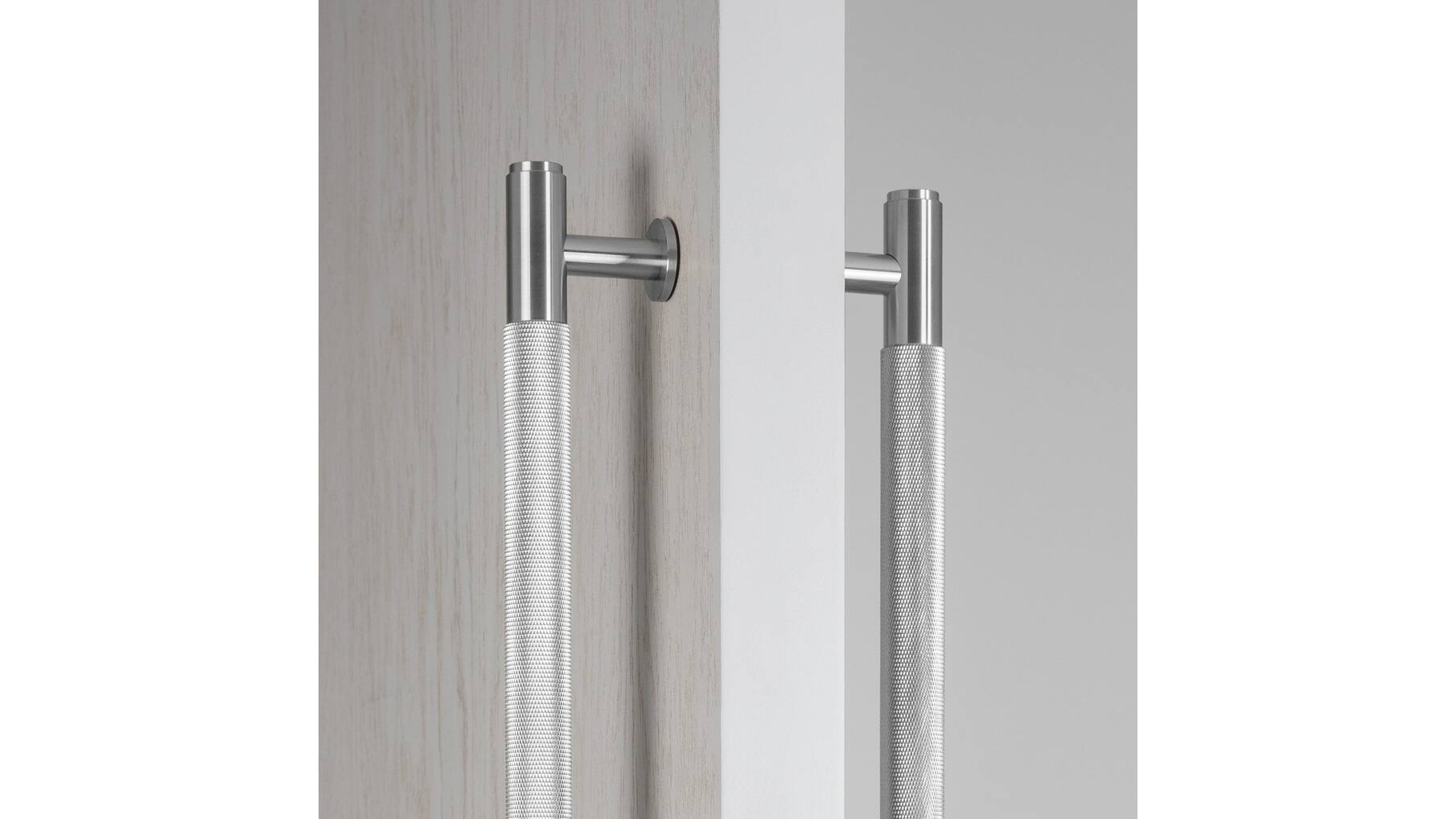 Closet Bar 774Mm/Double-Sided/Steel