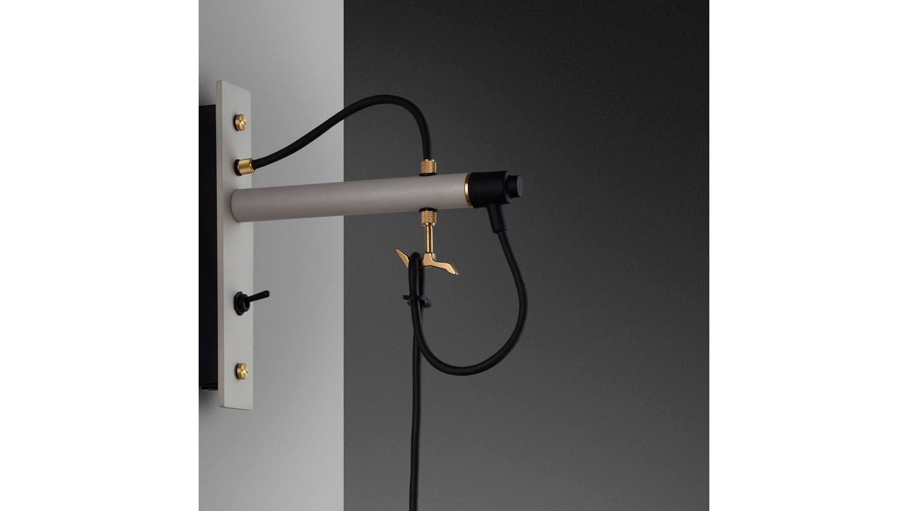 Hooked Wall Nude/Stone/Brass