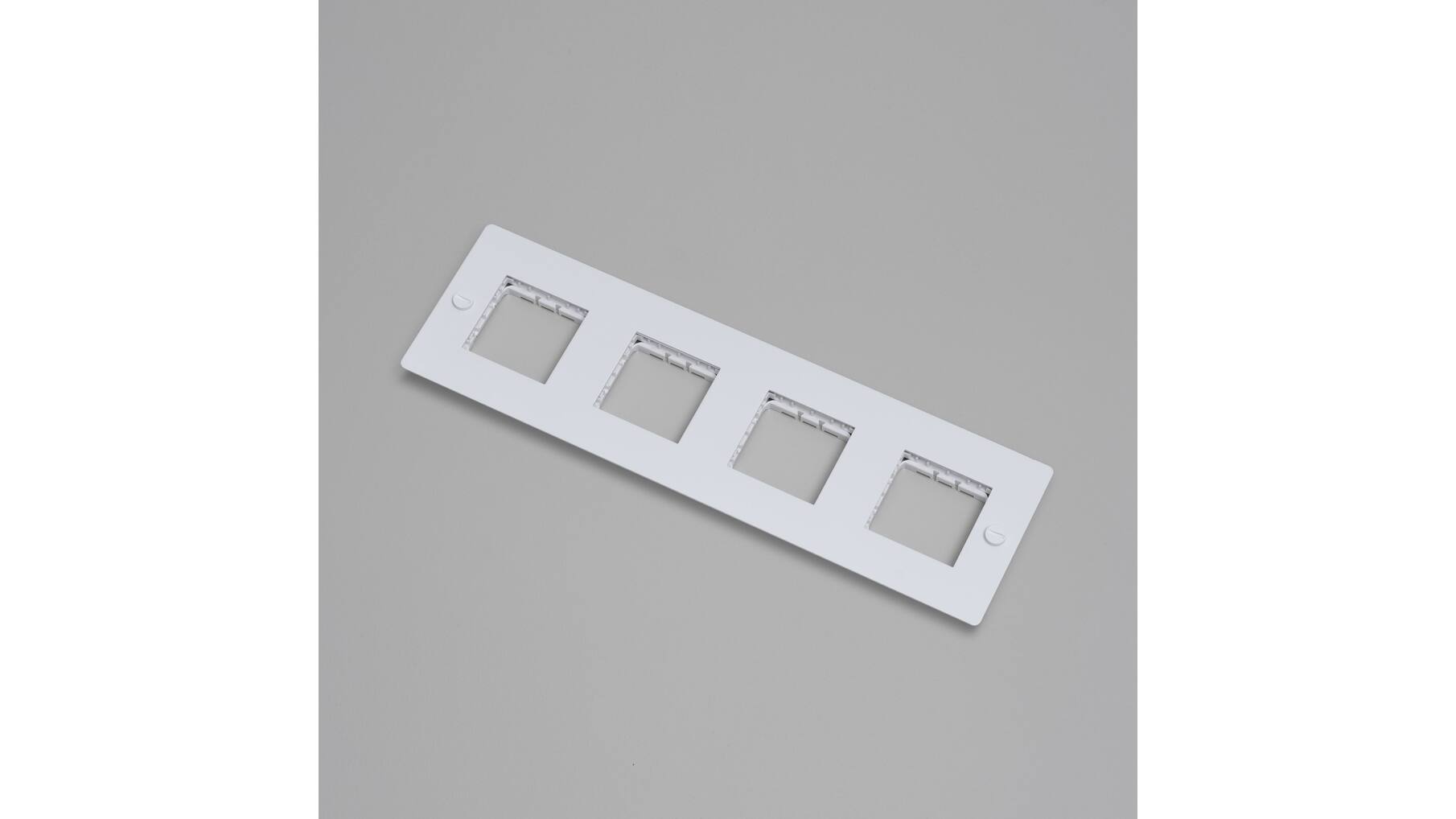 4G Wall Plate/Modules Only/White