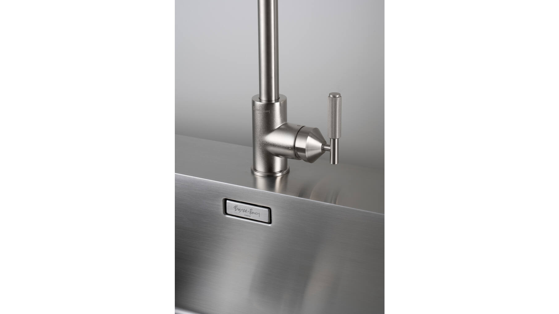 Type A Kitchen Tap/Cross/Mixer w/ Pull Out Spray/Steel
