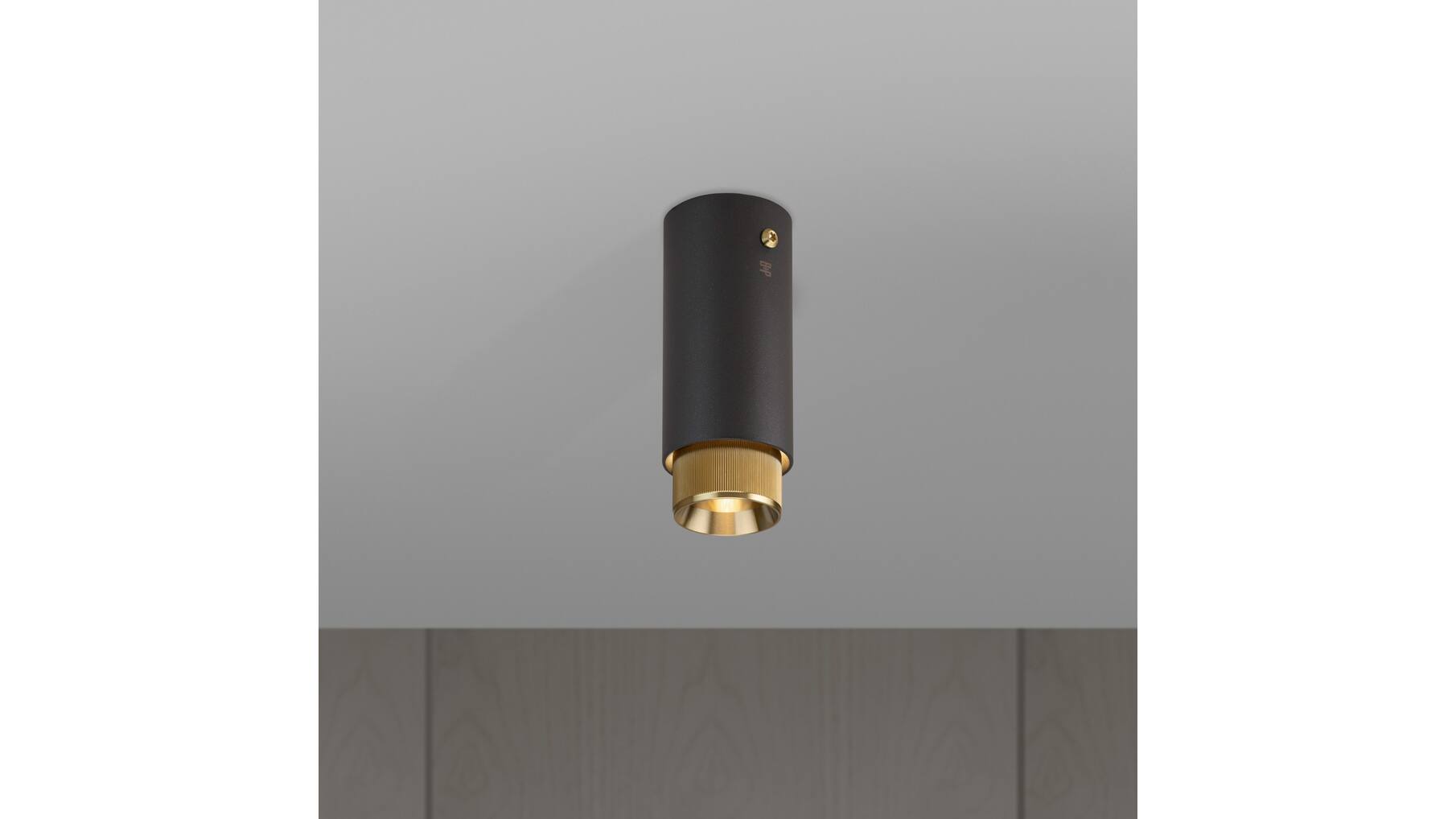Exhaust Surface/Linear/Graphite/Brass
