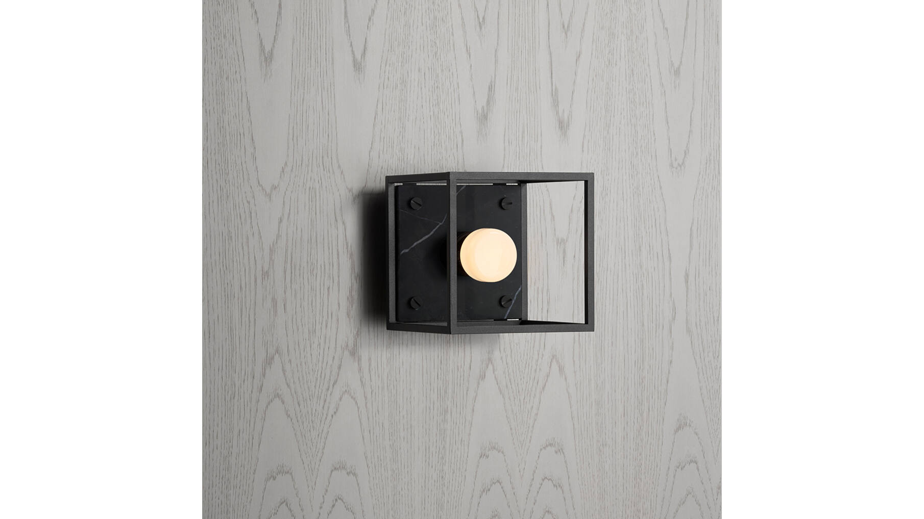 Punch Bulb Puck/E27 Non Dimmable/White Opaline/Glass