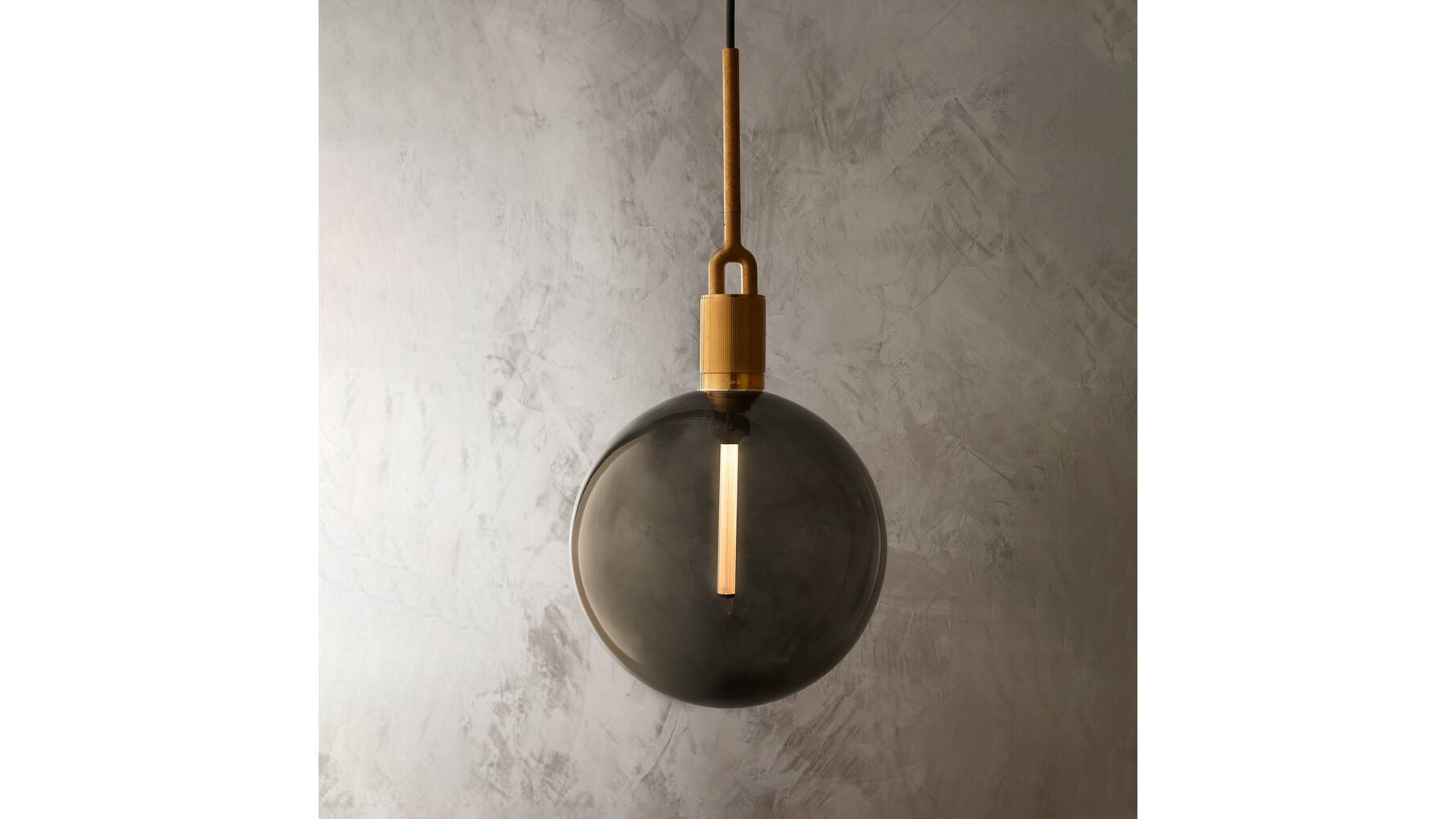 Forked Pendant/Brass/Large Smoked Globe