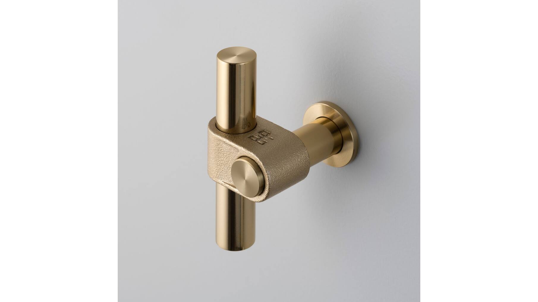 T-Bar/Cast/Brass
