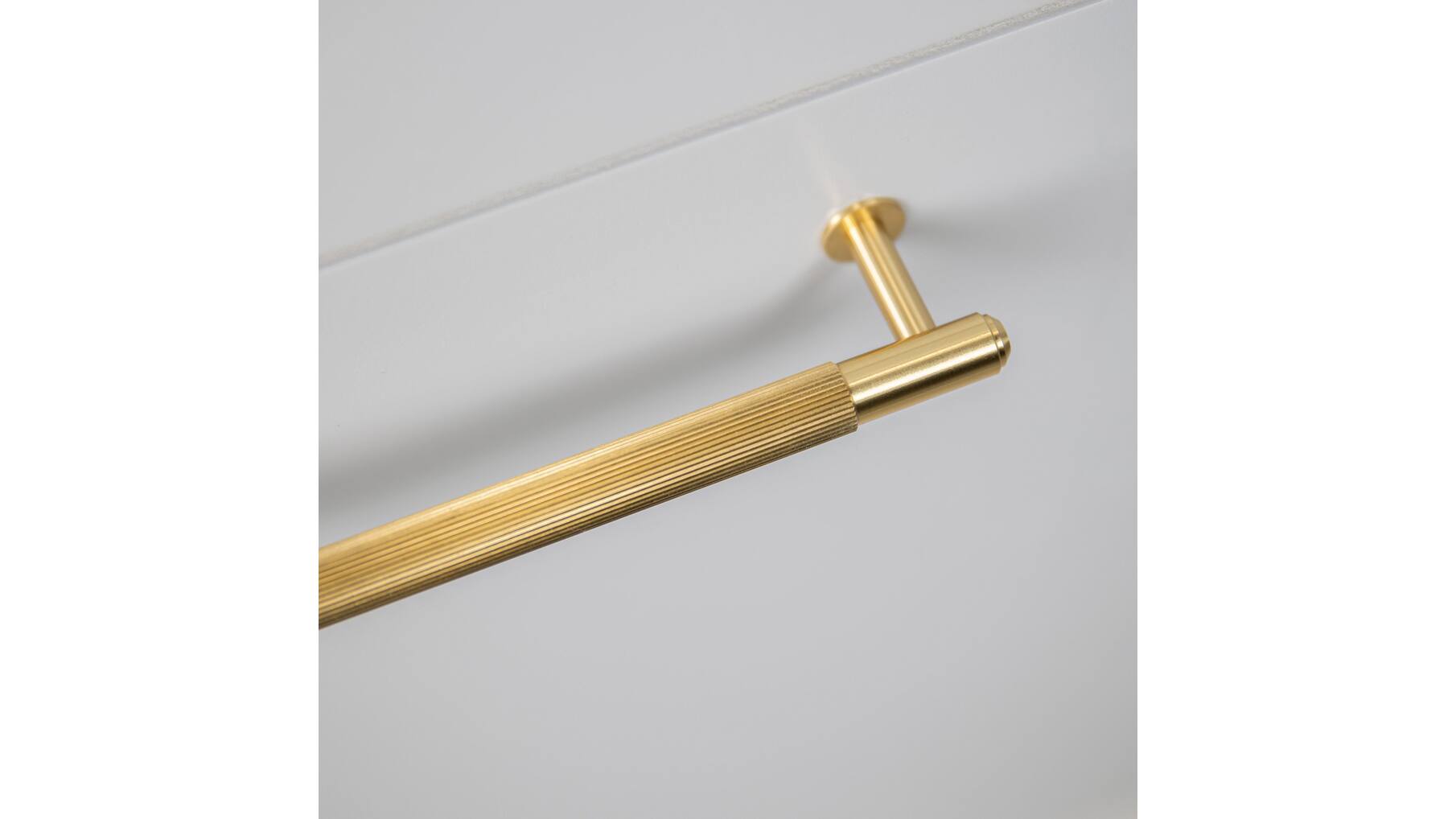Pull Bar/Linear/Medium 250Mm/Brass