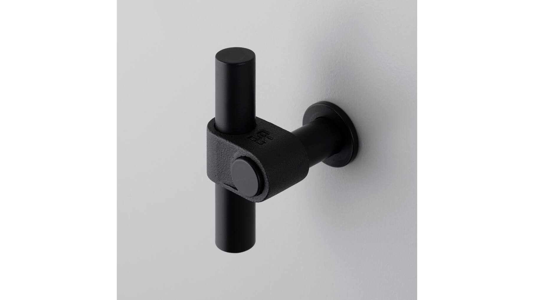 T-Bar/Cast/Welders Black