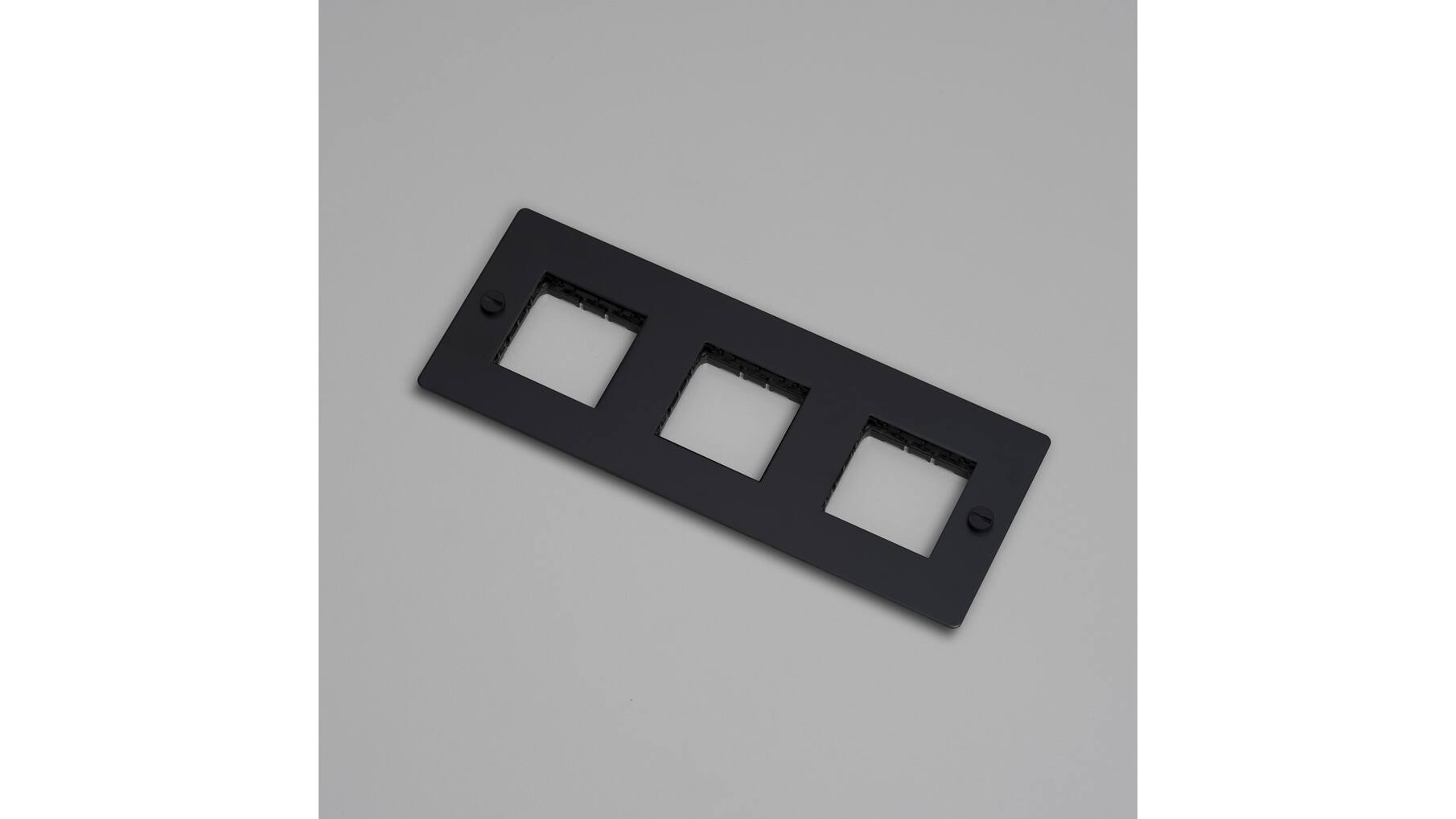 3G Wall Plate/Modules Only/Black