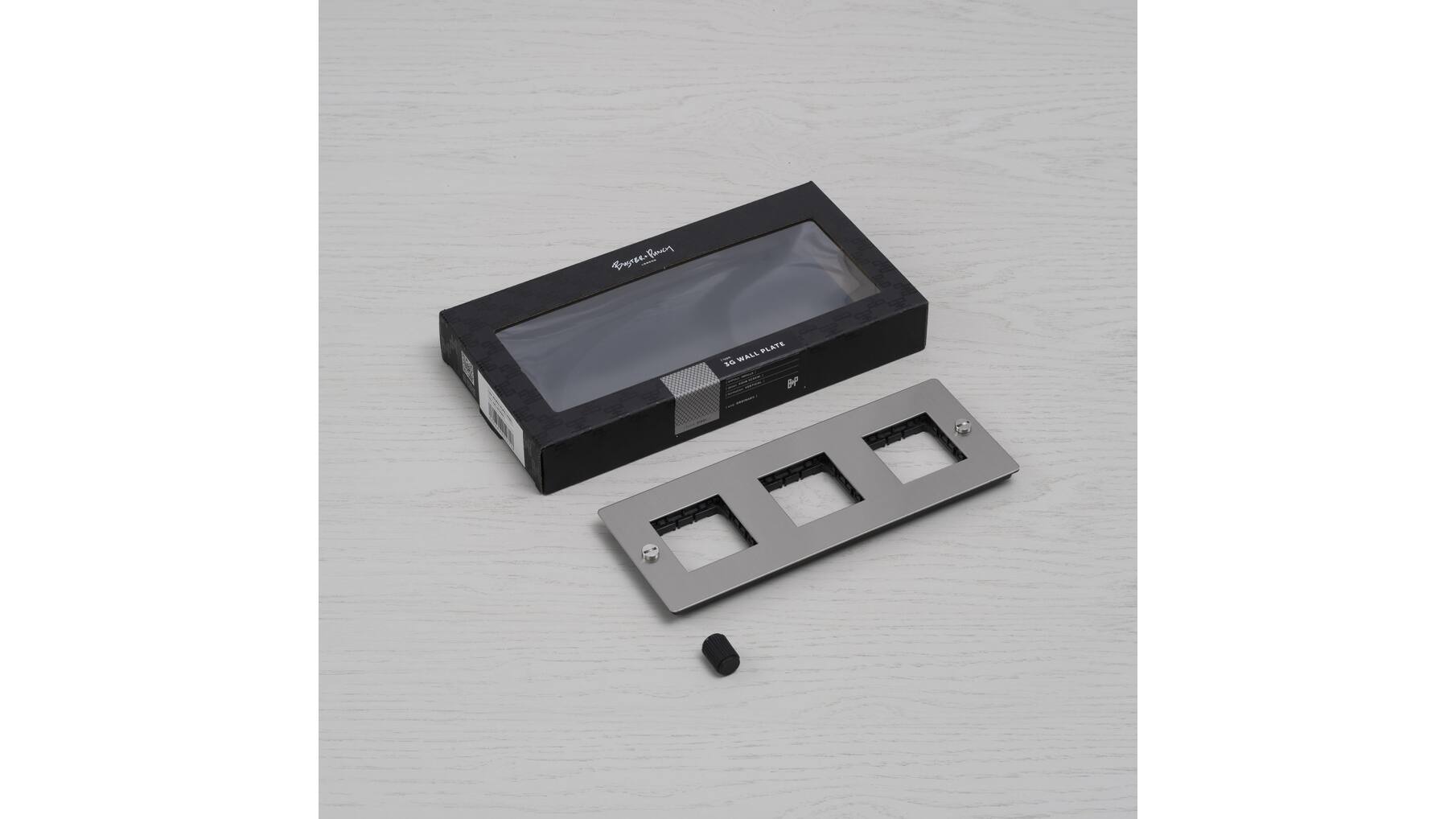 3G Wall Plate/Modules Only/Brass
