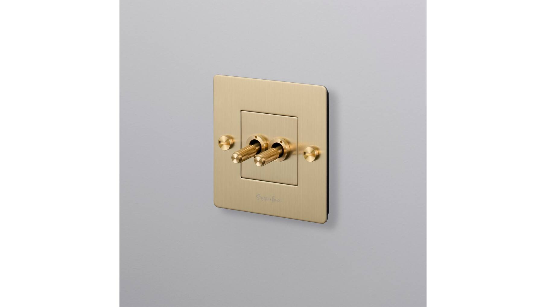 1G Double Toggle Switch/Brass