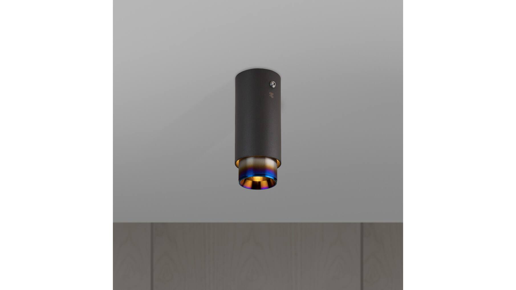 Exhaust Surface/Linear/Graphite/Burnt Steel