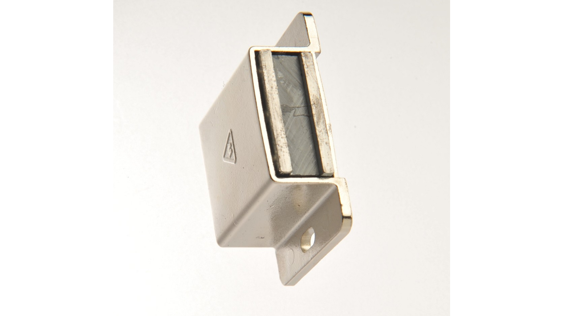 Magneetsnapper trekkracht 11kg metaal vernikkeld