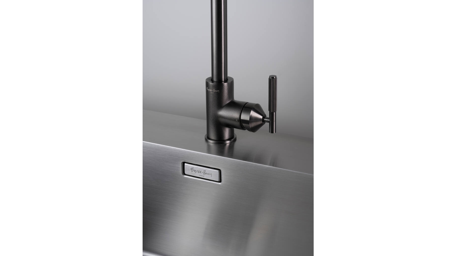 Type A Kitchen Tap/Linear/Mixer/Welders Black + Sp4688