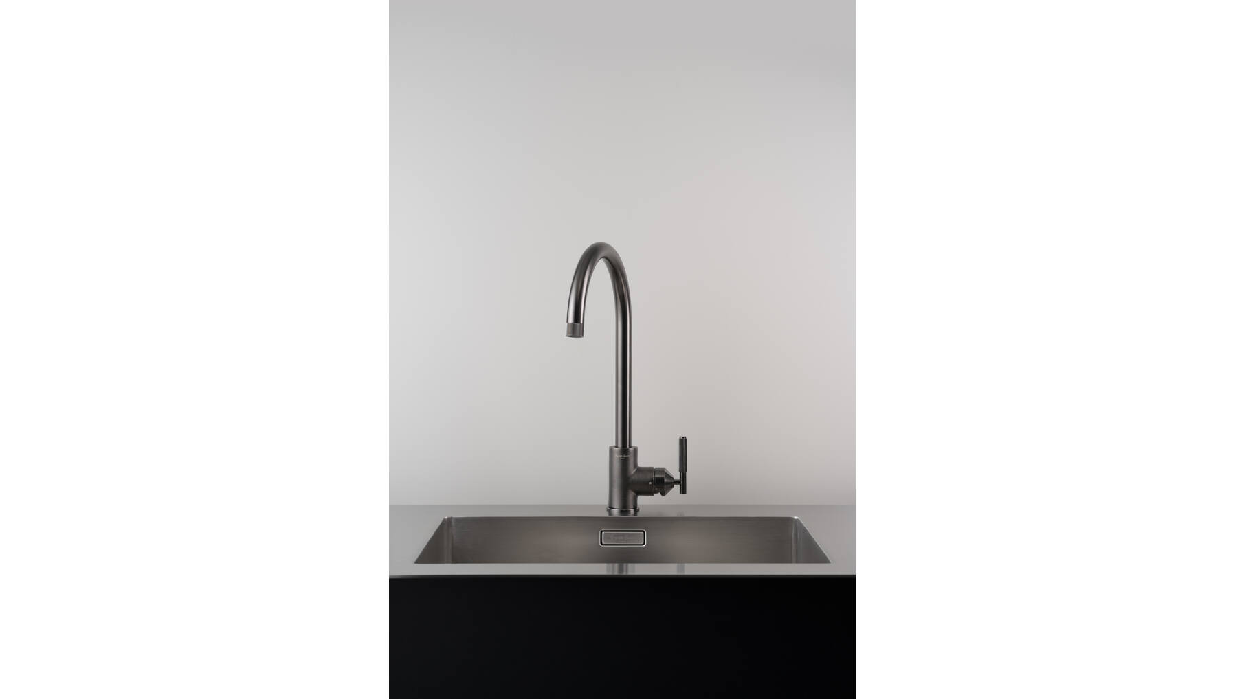Type A Kitchen Tap/Linear/Mixer/Welders Black + Sp4688