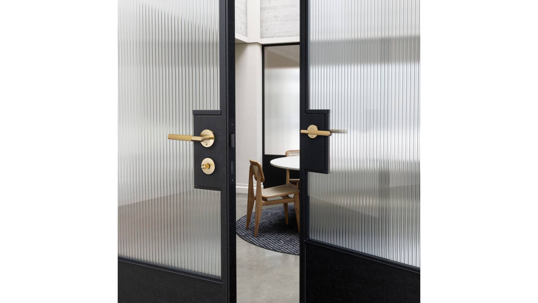 Door Handle Set/Linear/Brass