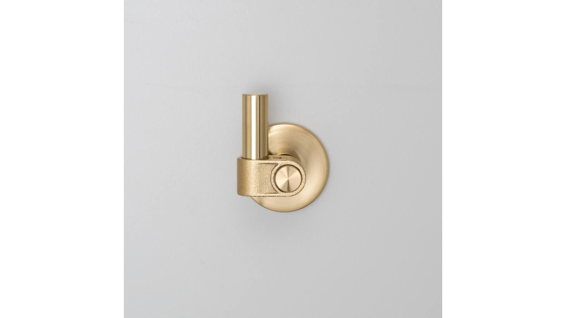 Hook/Cast/Brass