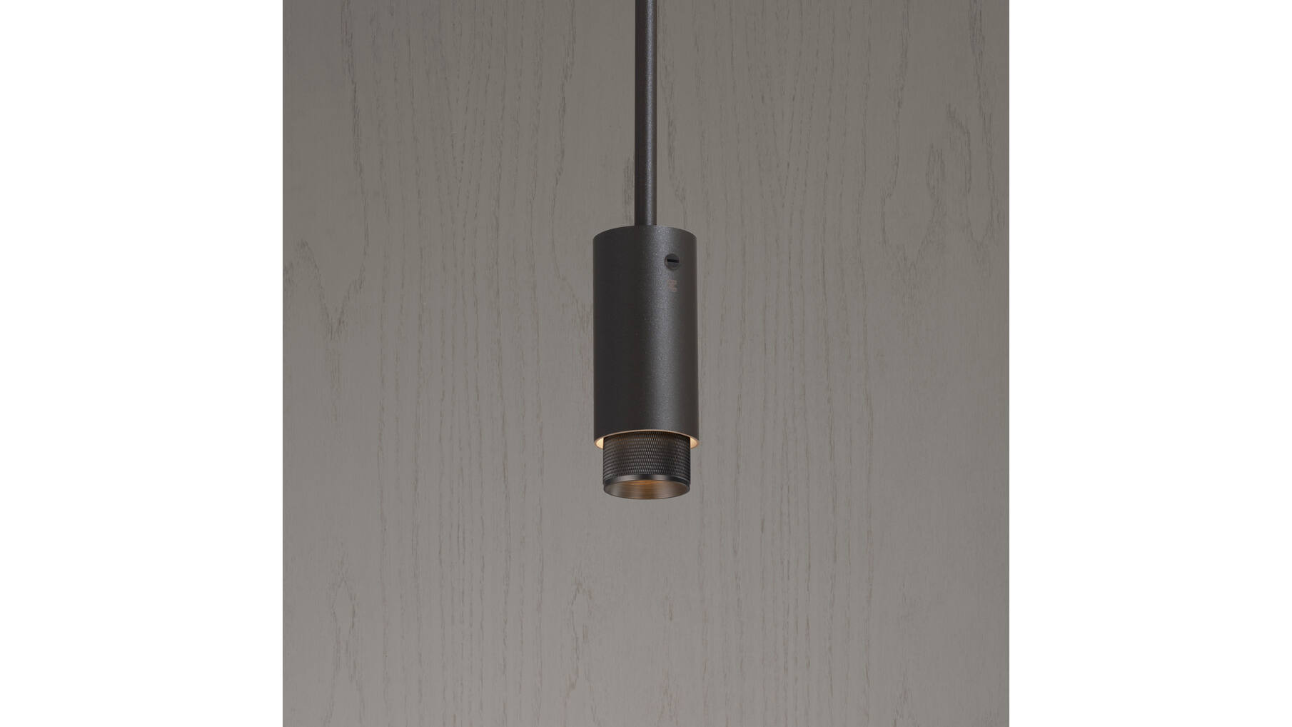 Exhaust Pendant/Cross/Graphite/Smoked Bronze