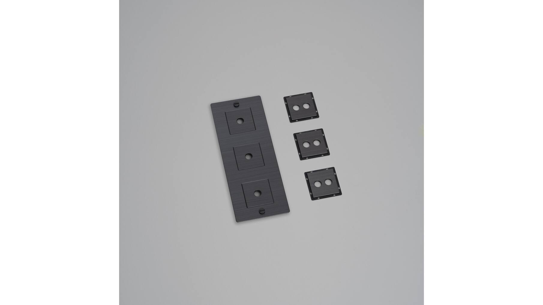 3G Wall Plate/Vertical/Smoked Bronze
