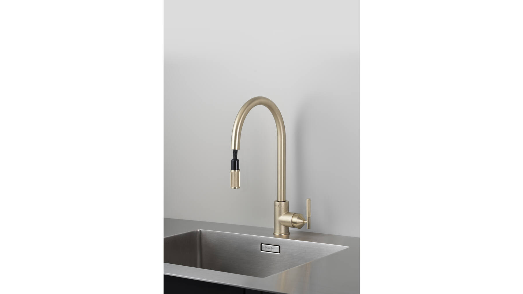 Type A Kitchen Tap/Linear/Mixer w/ Pull Out Spray/Brass