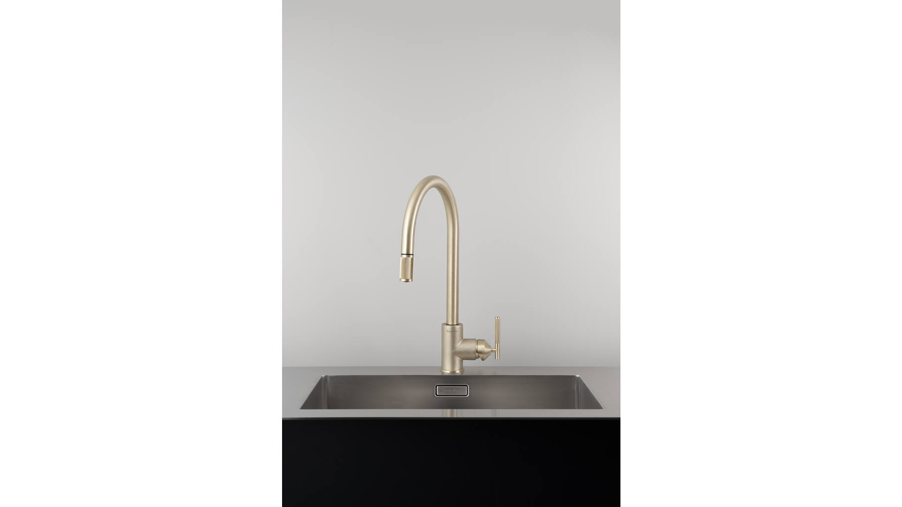 Type A Kitchen Tap/Linear/Mixer w/ Pull Out Spray/Brass