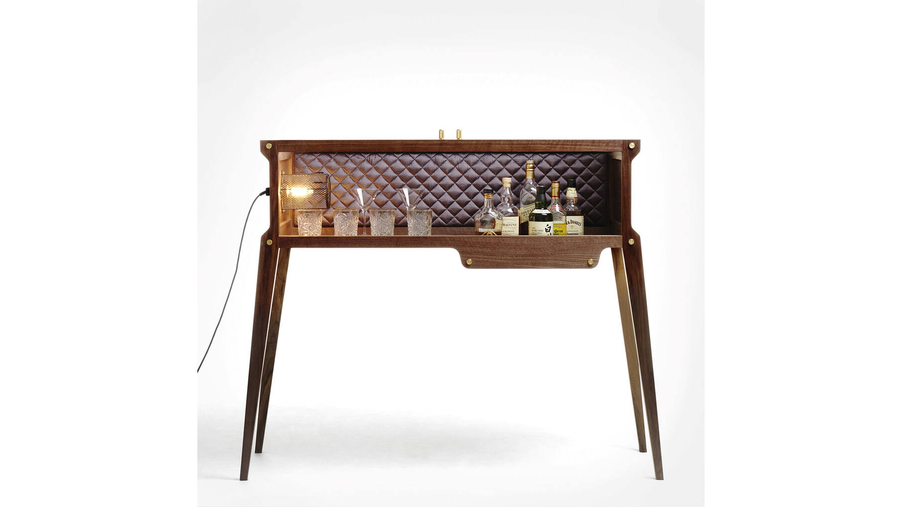 The Rockstar Bar/Walnut/Grey Berry Silk