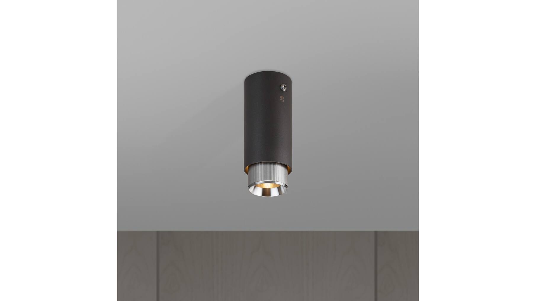 Exhaust Surface/Linear/Graphite/Steel