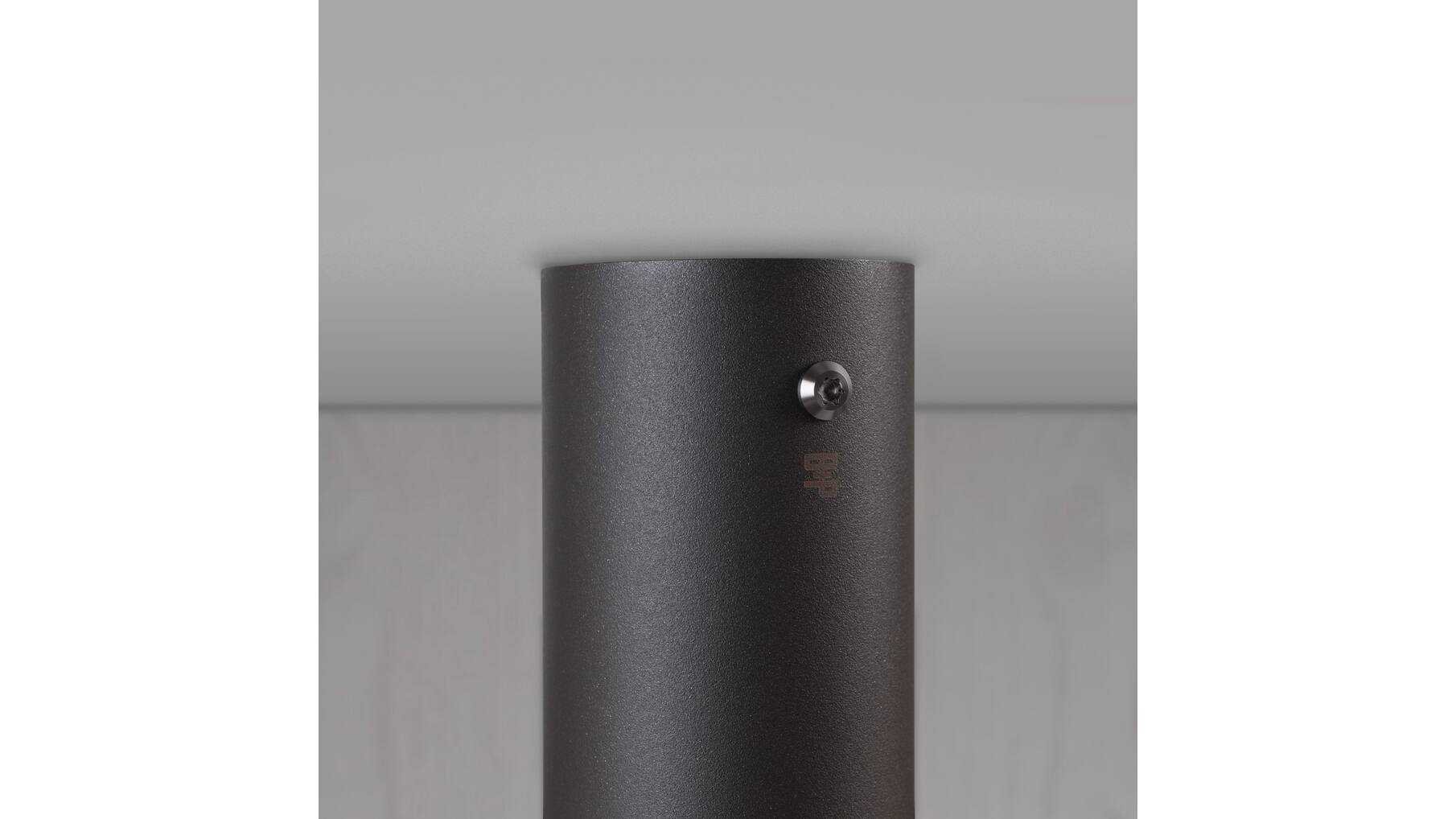 Exhaust Surface/Linear/Graphite/Steel