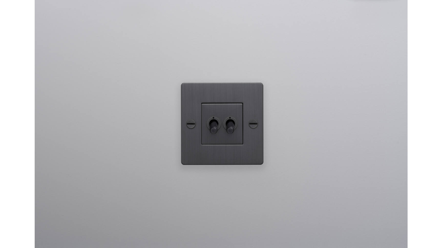 EU 1G Double Toggle Switch/w/out B+P Logo/Smoked Bronze