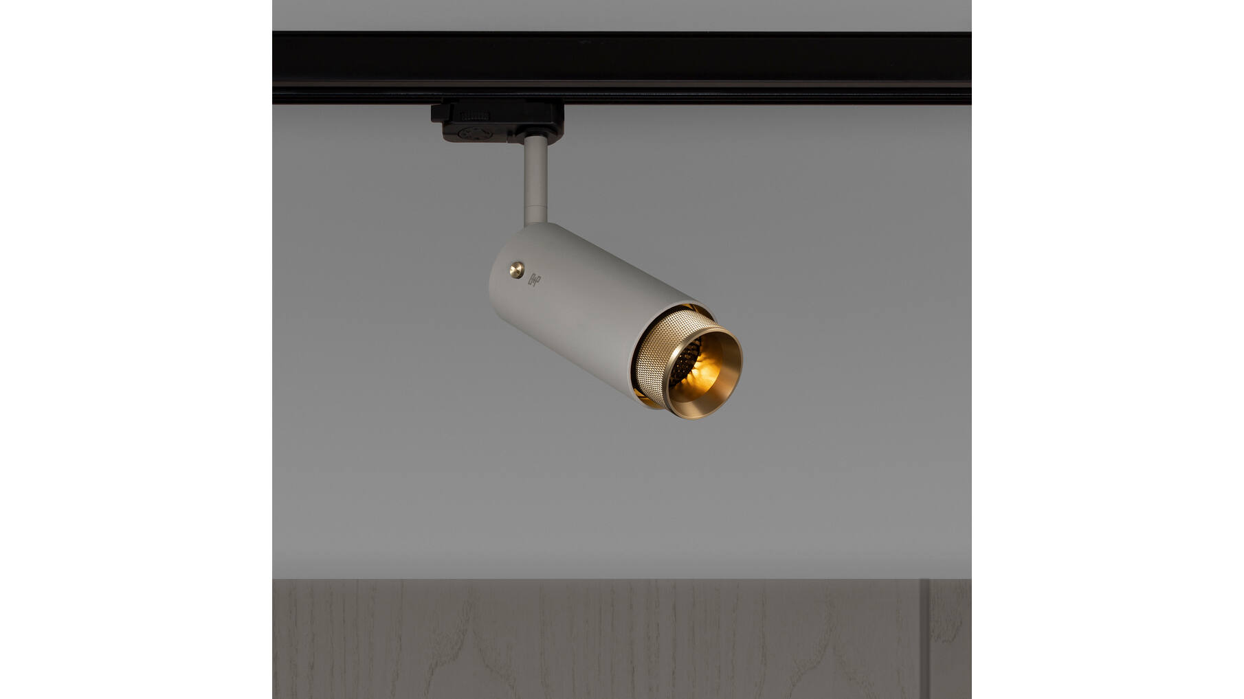 Exhaust Track/Cross/Stone/Brass