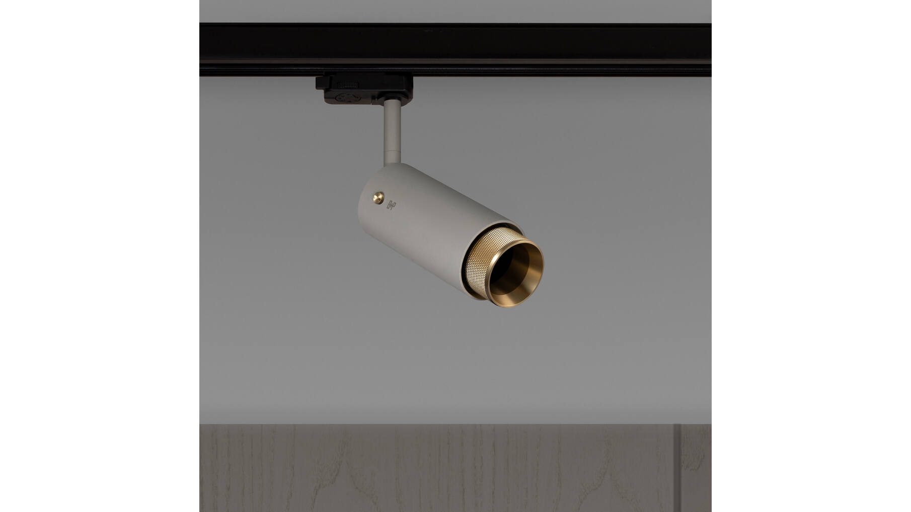 Exhaust Track/Cross/Stone/Brass