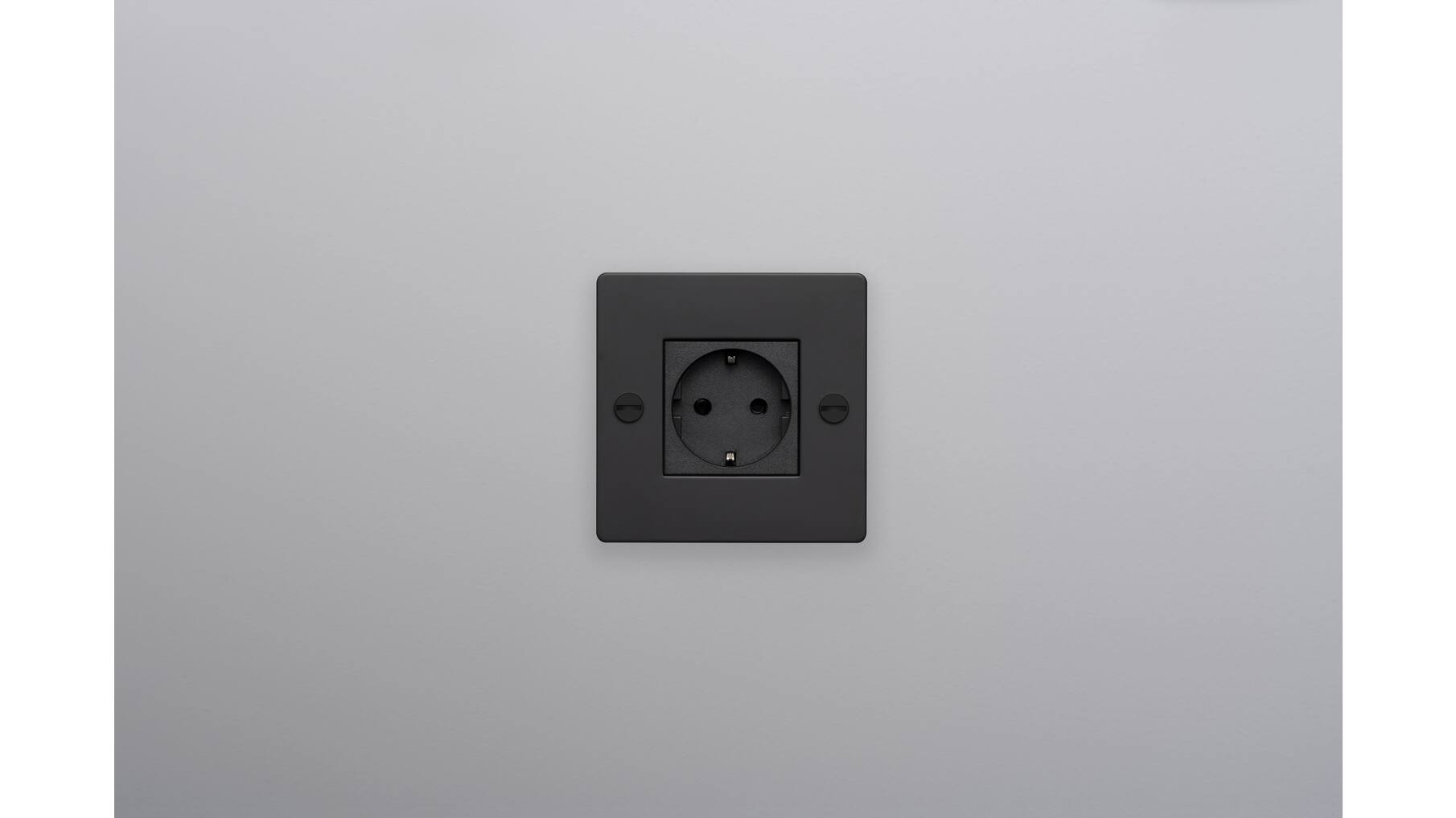 EU 1G Socket/Schuko Type F/w/out B+P Logo/Black
