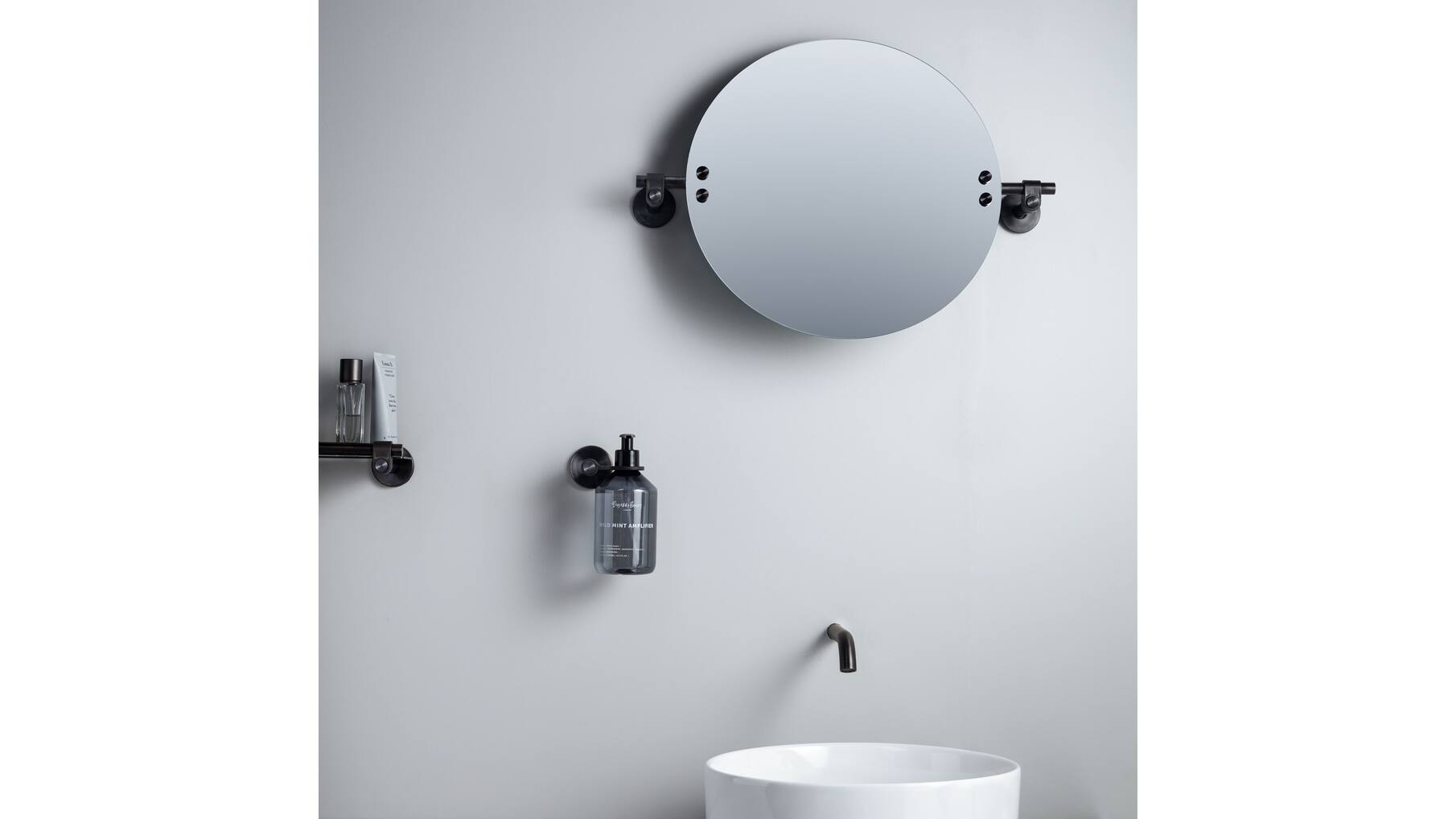 Soap Holder/Single Dispenser/No Soap Included/Cast/W