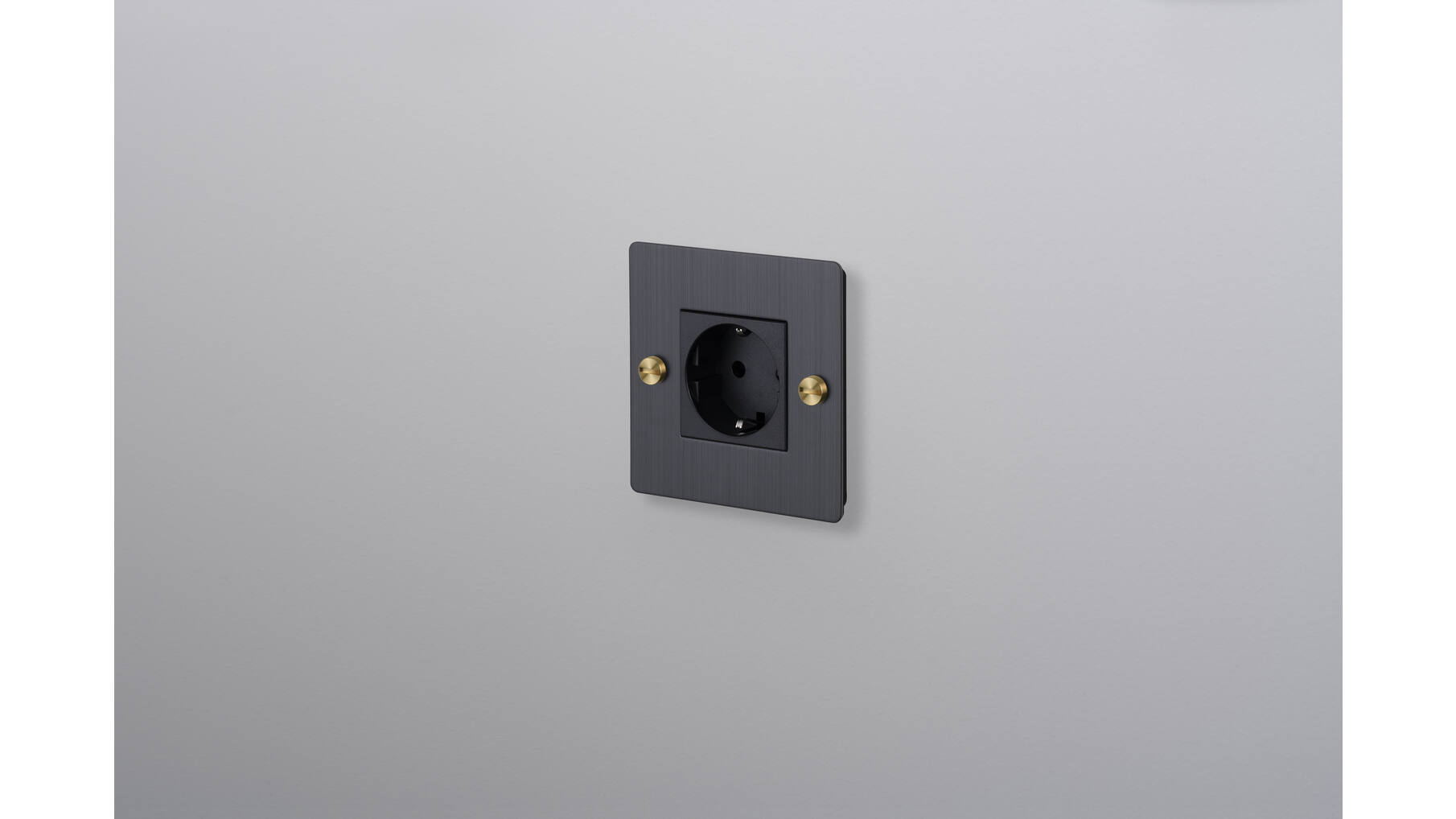 EU 1G Socket/Schuko Type F/w/out B+P Logo/Smoked Bronze