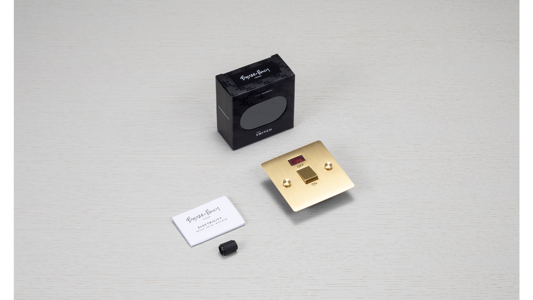 20A Dp Switch w/ Neon - Black