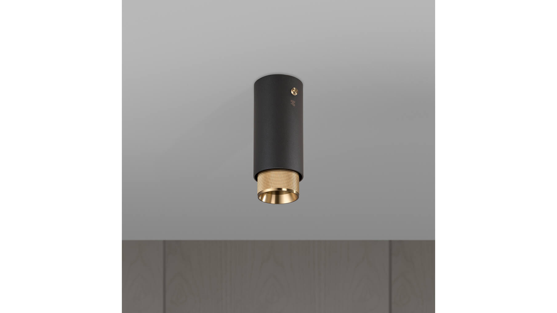 Exhaust Surface/Cross/Graphite/Brass