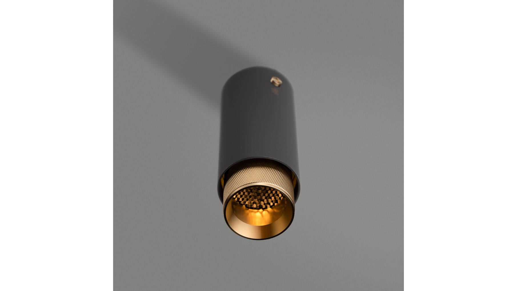 Exhaust Detail Kit/Cross Knurl/Brass