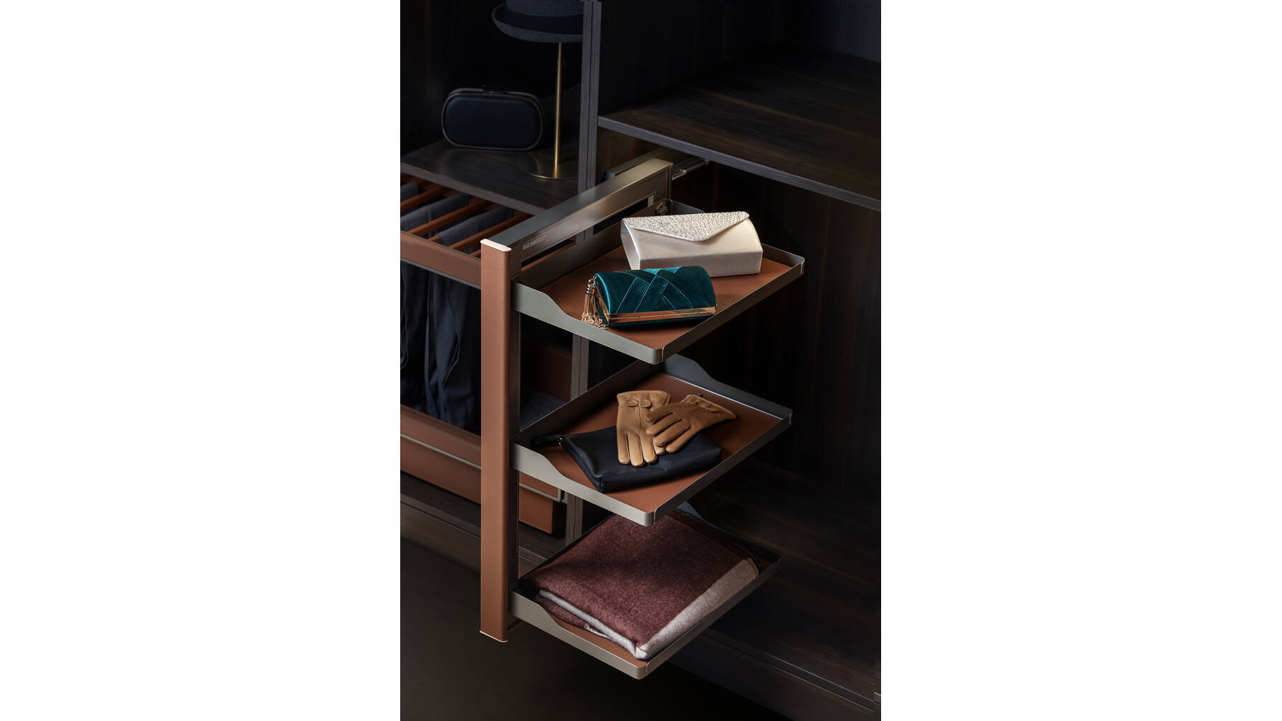 703573 B Series - Side Basket - Left Opening Brown