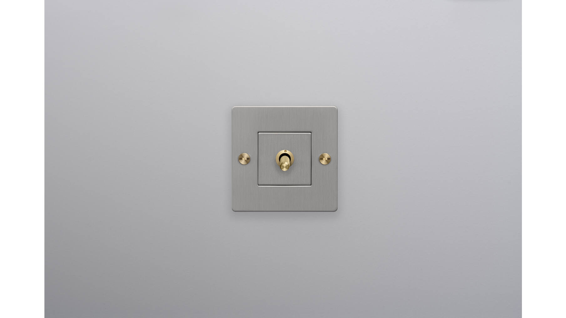 EU 1G Toggle Switch/w/out B+P Logo/Steel