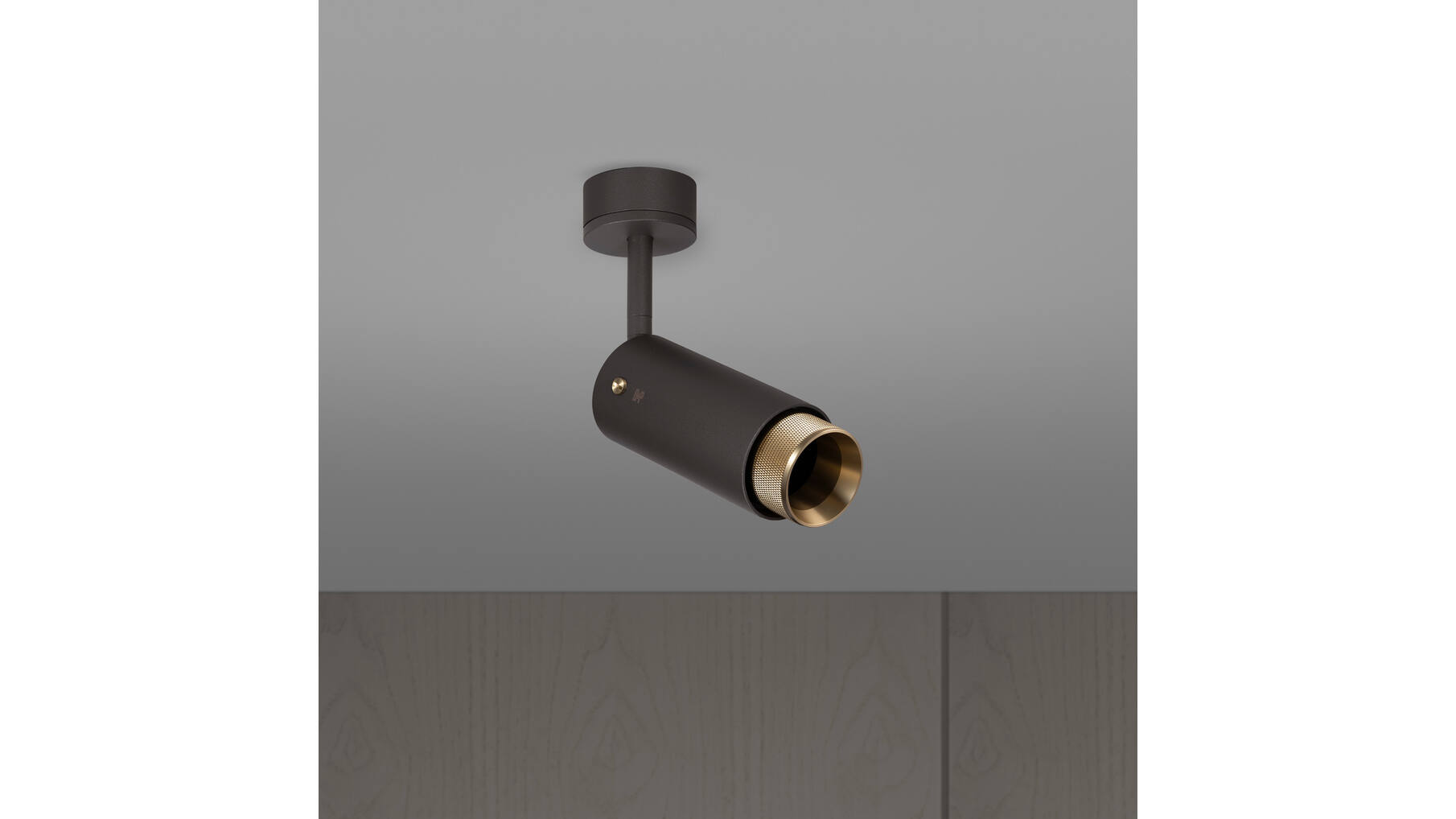 Exhaust Spot/Cross/Graphite/Brass