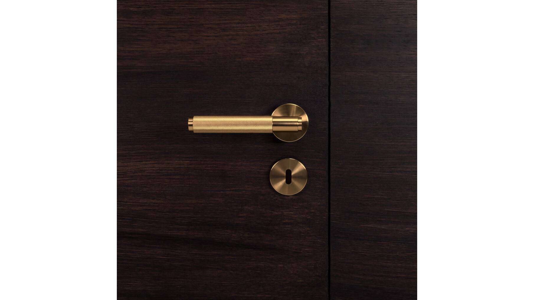 Escutcheon Plate/Traditional Profile/Welders Black