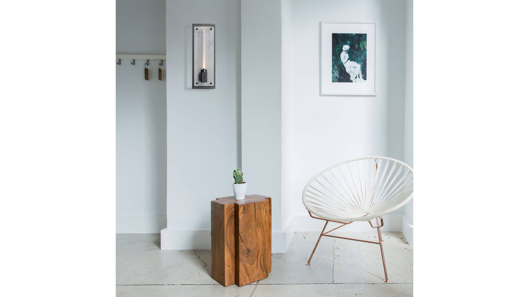 Caged Wall Light/Large/White Marble