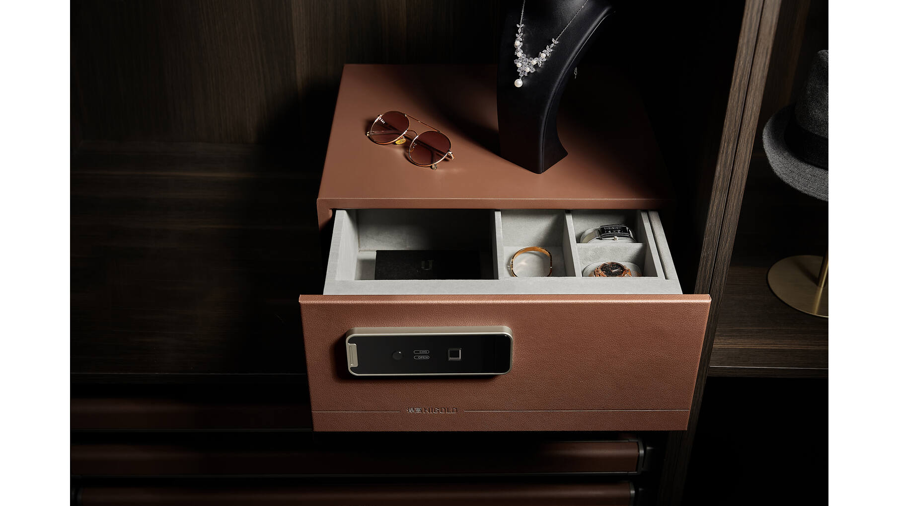 703297 B Series - Safe Box Brown